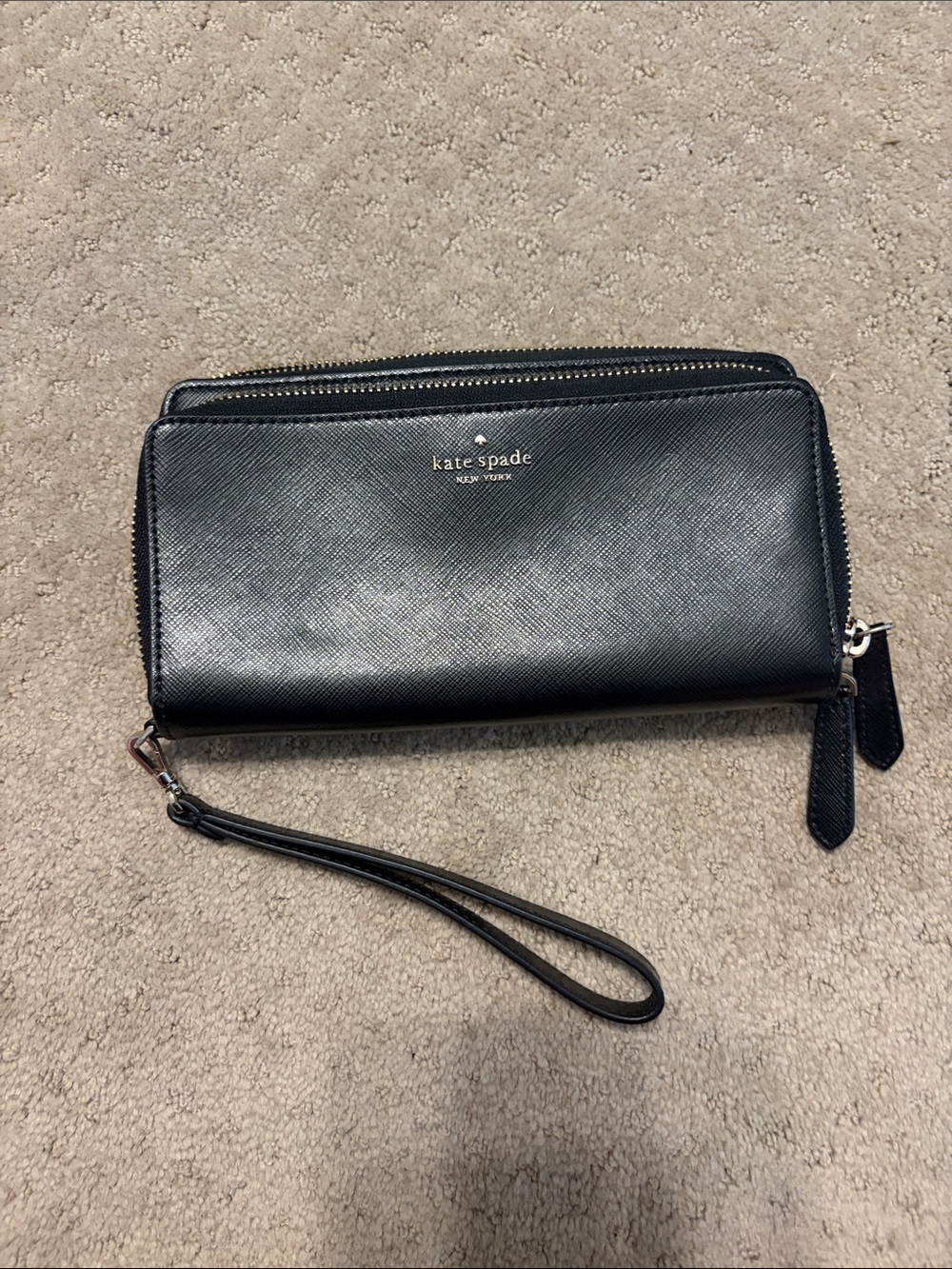 kate spade black leather wristlet zip-around wallet